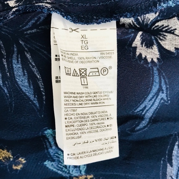 New! Old Navy Bohemian Smocked Blue Floral Fit & Flare Dress - Picture 11 of 11